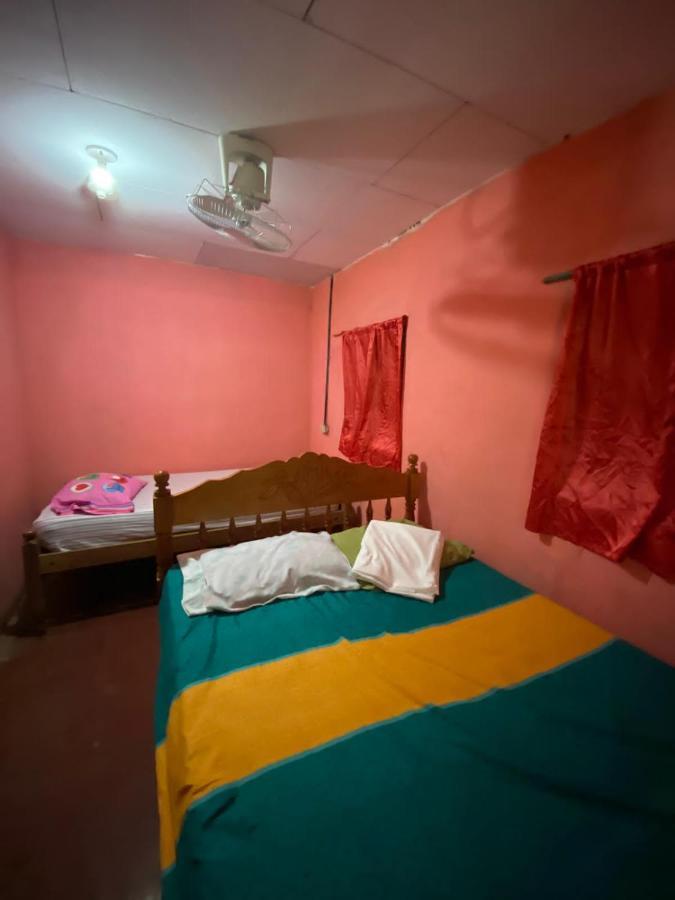 Hostal Maria ريفاس المظهر الخارجي الصورة