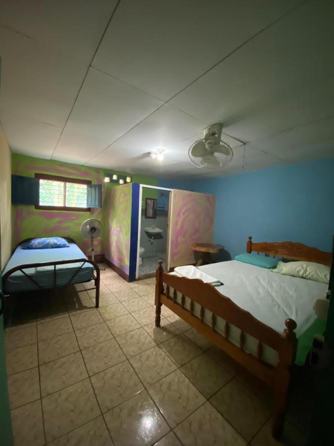 Hostal Maria ريفاس المظهر الخارجي الصورة