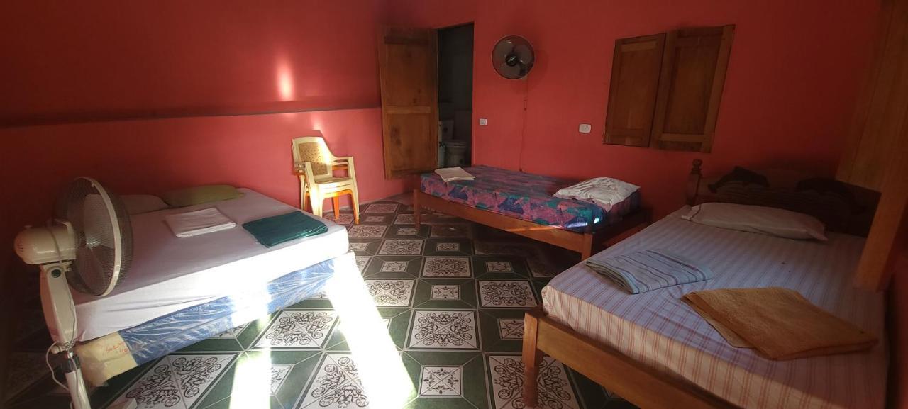 Hostal Maria ريفاس المظهر الخارجي الصورة