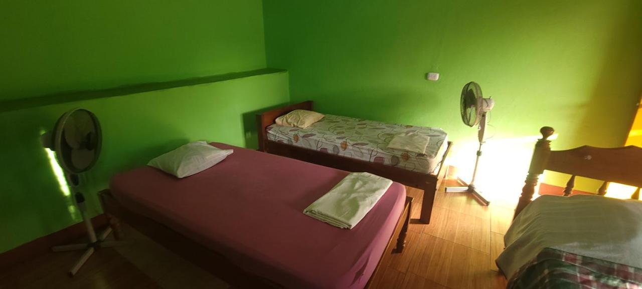 Hostal Maria ريفاس المظهر الخارجي الصورة